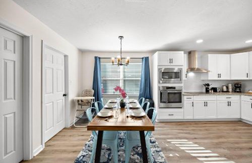 Ponderosa Forest Casa | Houston Getaway Yard Bbq Game Room Sleep 16