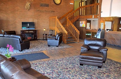 Gillette Hotel | Howard Johnson by Wyndham Gillette