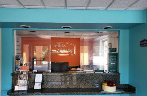 Northwest Hotel | Howard Johnson by Wyndham Virginia Beach