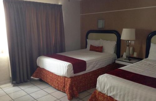 León Centro Hotel | Howard Johnson by Wyndham Guanajuato Leon Avenida