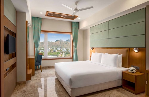 Bedla Hotel | Howard Johnson by Wyndham Udaipur Roop Nagar