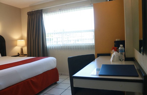 León Centro Hotel | Howard Johnson Leon Avenida