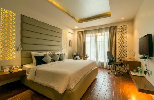 Taj Ganj Hotel | Howard Plaza The Fern, Agra