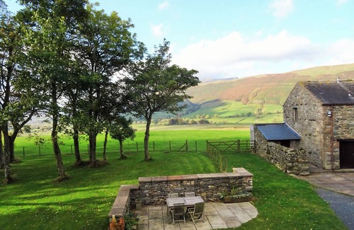 Penrith Cabaña | HOWE END, pet friendly, with a garden in Mungrisdale