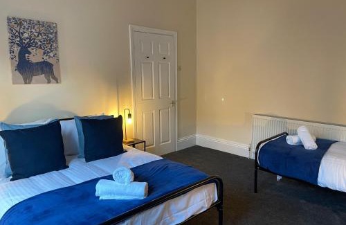 Gateshead Apartamento | Howe - Newly refurbished 2 bedroom flat Free Parking