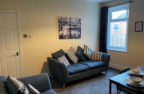 Gateshead Apartamento | Howe - Newly refurbished 2 bedroom flat Free Parking