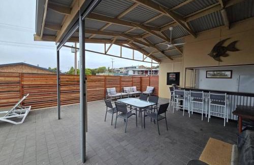 Lake Wangary Casa | Howsthaserenitee - 3BR house with bay views