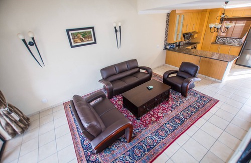 Thorny Bush Game Reserve Cabina | HoyoHoyo Acorns Lodge