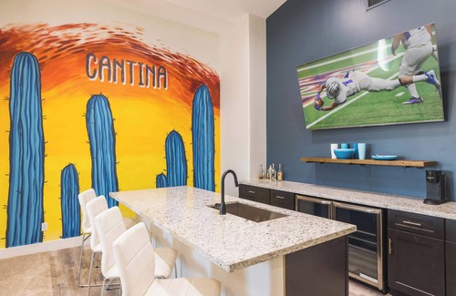 Paradise Heights Casa | HOZHO Residence on Mountain View Villa Theater, Arcade