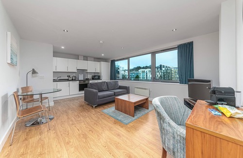 Rushmoor District Apartamento | HQ Aparthotel Farnborough