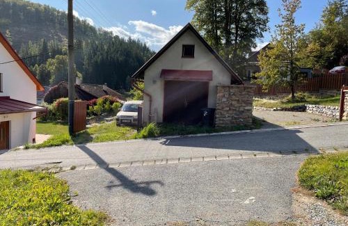 Vir Casa | Hrdá Ves - Dům U Slunce
