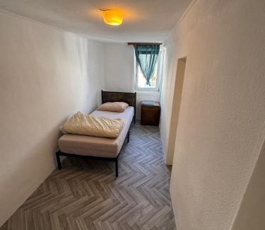 Kelkheim Apartamento | HS4 Cozy Unit Kelkheim