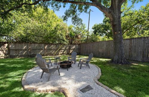 Willow Meadows/Willowbend Area Casa | Htown Home Near Nrg, Med Center Bbq Yard Games