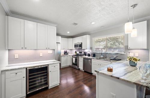 Willow Meadows/Willowbend Area Casa | Htown Home Near Nrg, Med Center Bbq Yard Games