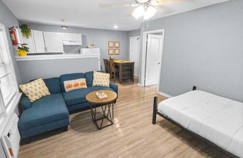Park Place Apartamento | HTX Economy 1BD Apt I Parking Near Highway