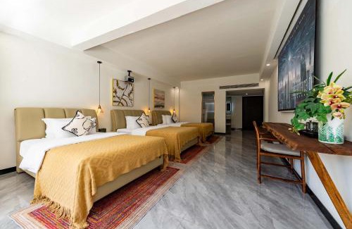 Wulingyuan Hotel | Huagu Jianzhu Guesthouse (Zhangjiajie National Forest Park Branch)