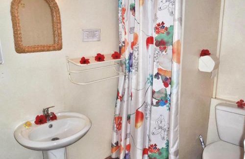 Huahine Casa | HUAHINE - Bungalow Vanille 2p