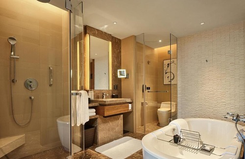 Beilun Hotel | HUALUXE Ningbo Harbor City