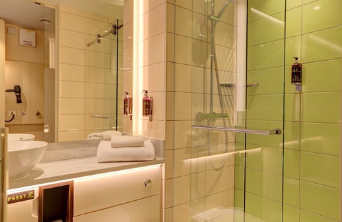 Fitzrovia Hotel | Hub By Premier Inn London Goodge Street
