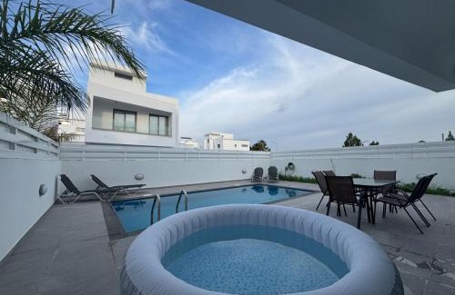 Livadia Villa | Hubstay - Seaview Villa Oriana in Larnaca, 10 min Walk to the Beach