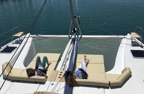 Komolac Alquiler De Eote | Huck Finn Catamarans