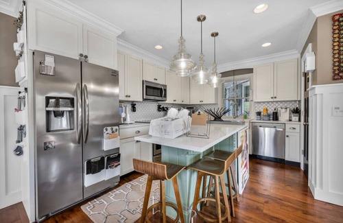 Hudson Casa | Hudson Gem Near Main St & Western Reserve