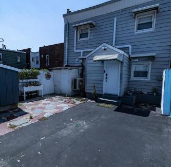 West New York Casa | Hudson Haven-Near NYC Transit