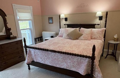 Watkins Glen Cama Y Desayuno | Hudson Manor Bed & Breakfast