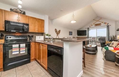 East Kootenay Apartamento | Hudson Pointe | Top Floor | Pool | Hot Tub | Gym