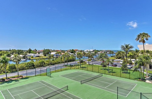 Hudson Apartamento | Hudson Resort Condo with Gulf Views and Beach!