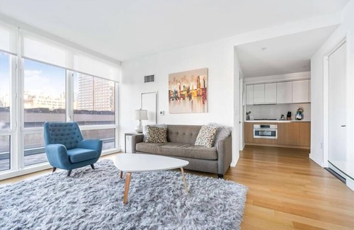 Hell's Kitchen Apartamento | Hudson River 1 BR | near Hudson Hards | Free Wi-Fi