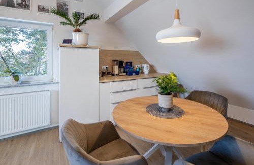 Philippinenhof-Warteberg Apartamento | Hue Space Air