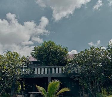 Chom Thong Casa | hueankwankao เฮือนขวัญข้าว