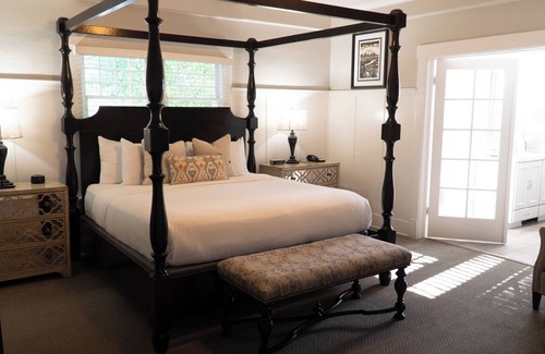 Jackson Hole Hotel | Huff House Inn