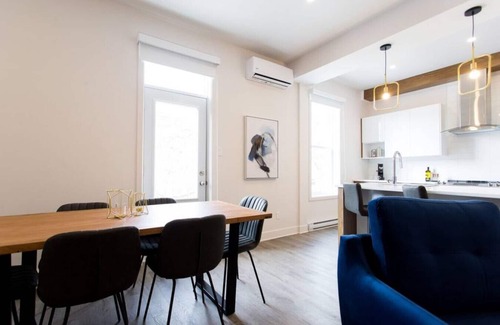 Mile End Apartamento | Huge 2 Bdr with Balcony in Mile End by Denstays