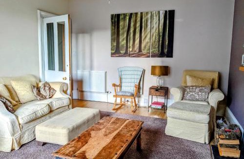 Jedburgh Apartamento | Huge 4 Bed Apt - Perfect Base to Explore The Borders