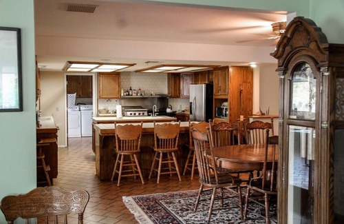 Lake Isabella Casa | Huge 4 bedroom lakeview home