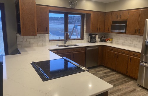 Rimrock Casa | Huge 6 Bedroom Home with Epic Views & Fire Pit