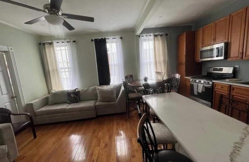 Guttenberg Apartamento | Huge apt 20mins to Time Square