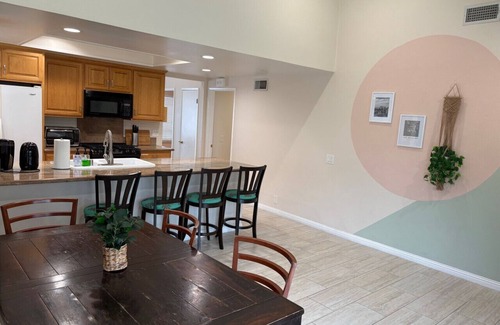 Placentia Casa | Huge Backyard, Near Disney, Family Friendly, Quiet Neighborhood