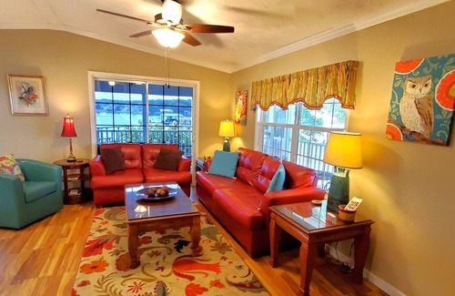 Jacksons' Gap Casa | Huge boathouse, screened porch, Firepit, quiet neighborhood, 3/2. Pets friendly