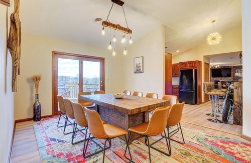 Sciota Cabina | Huge Cabin Epic Appalachian Views + Hot Tub/Sauna+Bar+Game room sleeps 16
