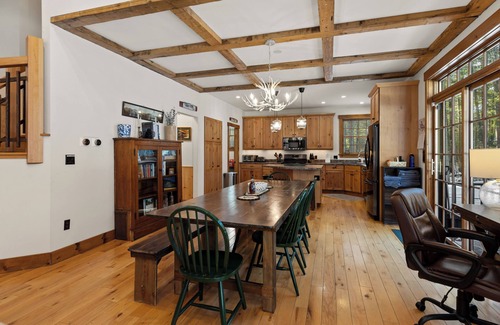 Jay Cabina | Huge Cabin, Near Whiteface and Lake Placid, Hot Tub, Sauna & Game Room
