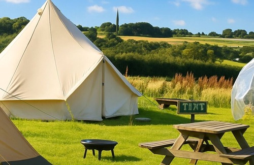 Dwyran Cabina | Huge Cozy Bell Tent With Tv and Heating