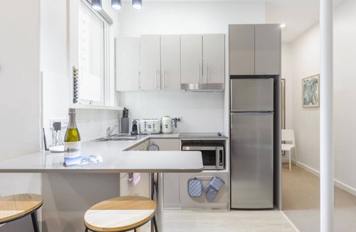 North Sydney Apartamento | Huge Designer Studio Next to Lovely Park