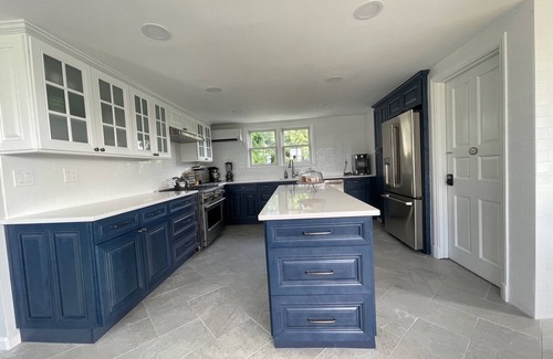 Milford Casa | Huge Family House with Pool/Walk to Beach