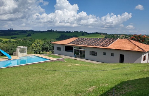 Aracoiaba da Serra Casa | Huge farm with pool, game room and lots of green.