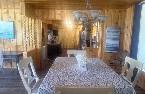 Lake of the Ozarks Casa | Huge Home-EVENTS WELCOME-Private Boat Ramp-Big Backyard-Perfect For Big Groups