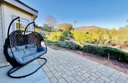 Poway Casa | Huge Home | SD Safari | Firepit | Mountain View
