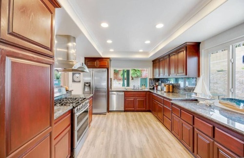 Del Obispo Casa | 462) Huge home with Pickleball court and Pool!